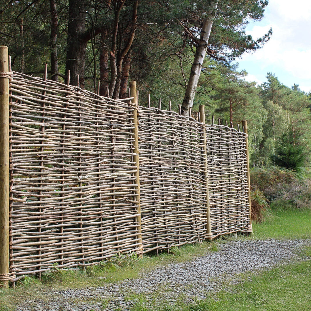 Hazel Hurdle Woven Fencing Panels HOME AND GARDEN Prestige Wicker 