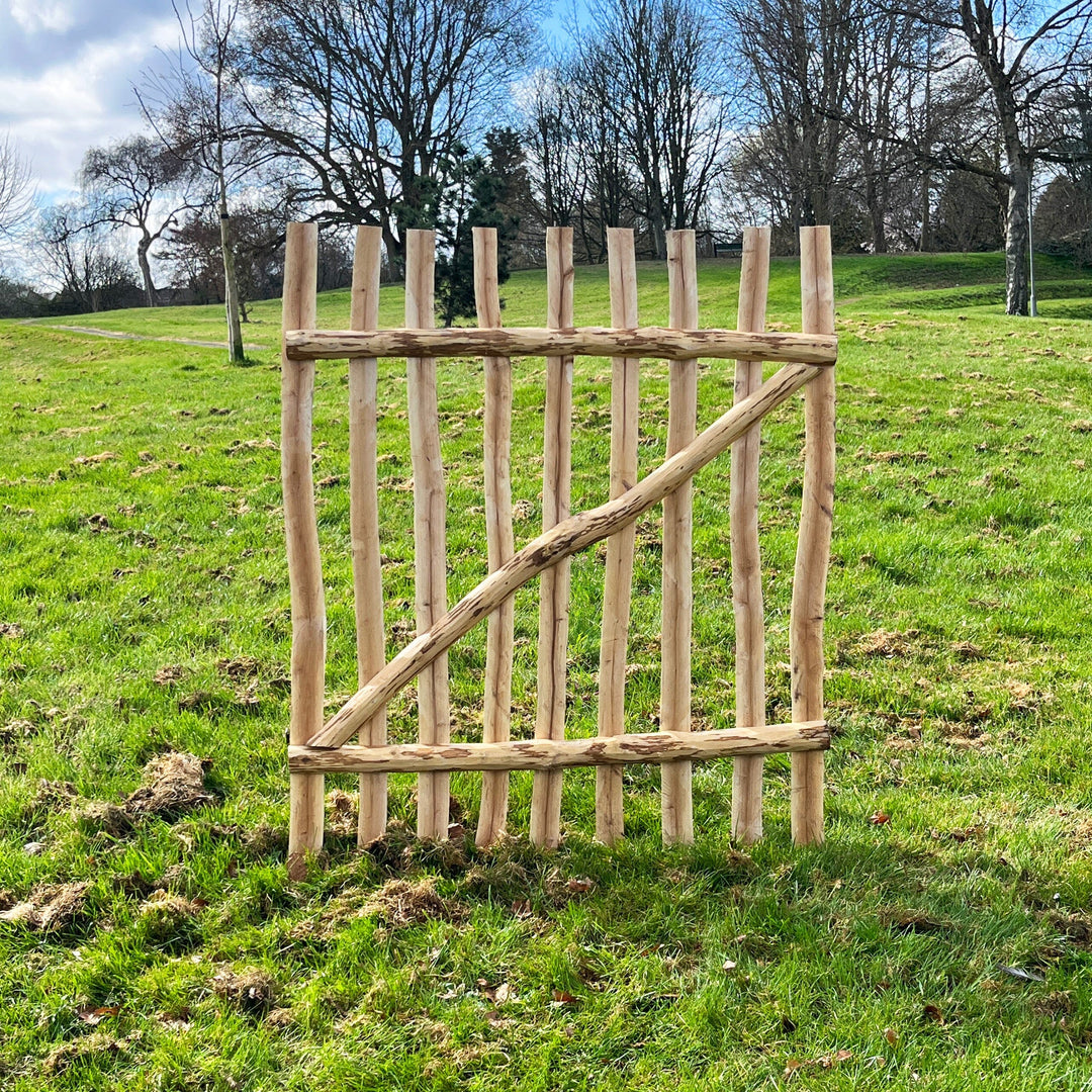 Hazel Wood Picket Gate Gardening Prestige Wicker 