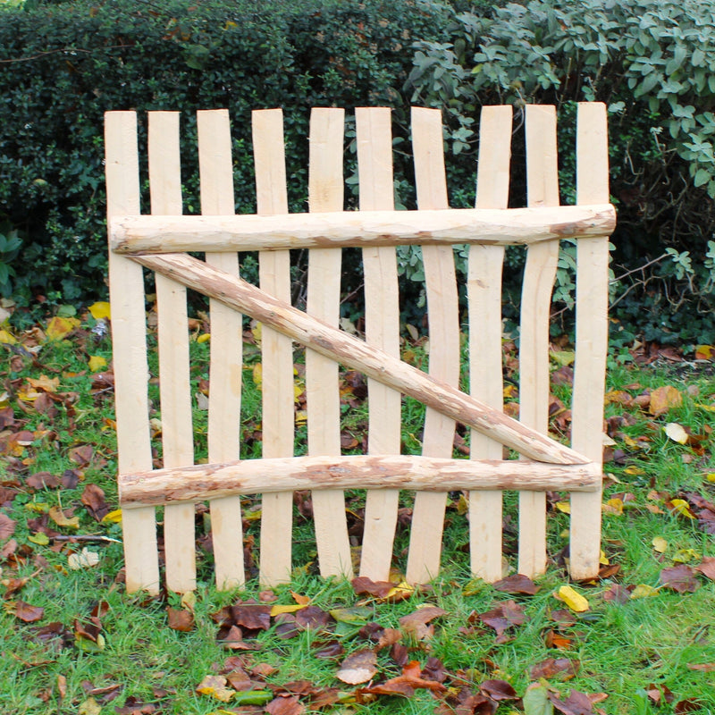 Hazel Wood Picket Gate Gardening Prestige Wicker 