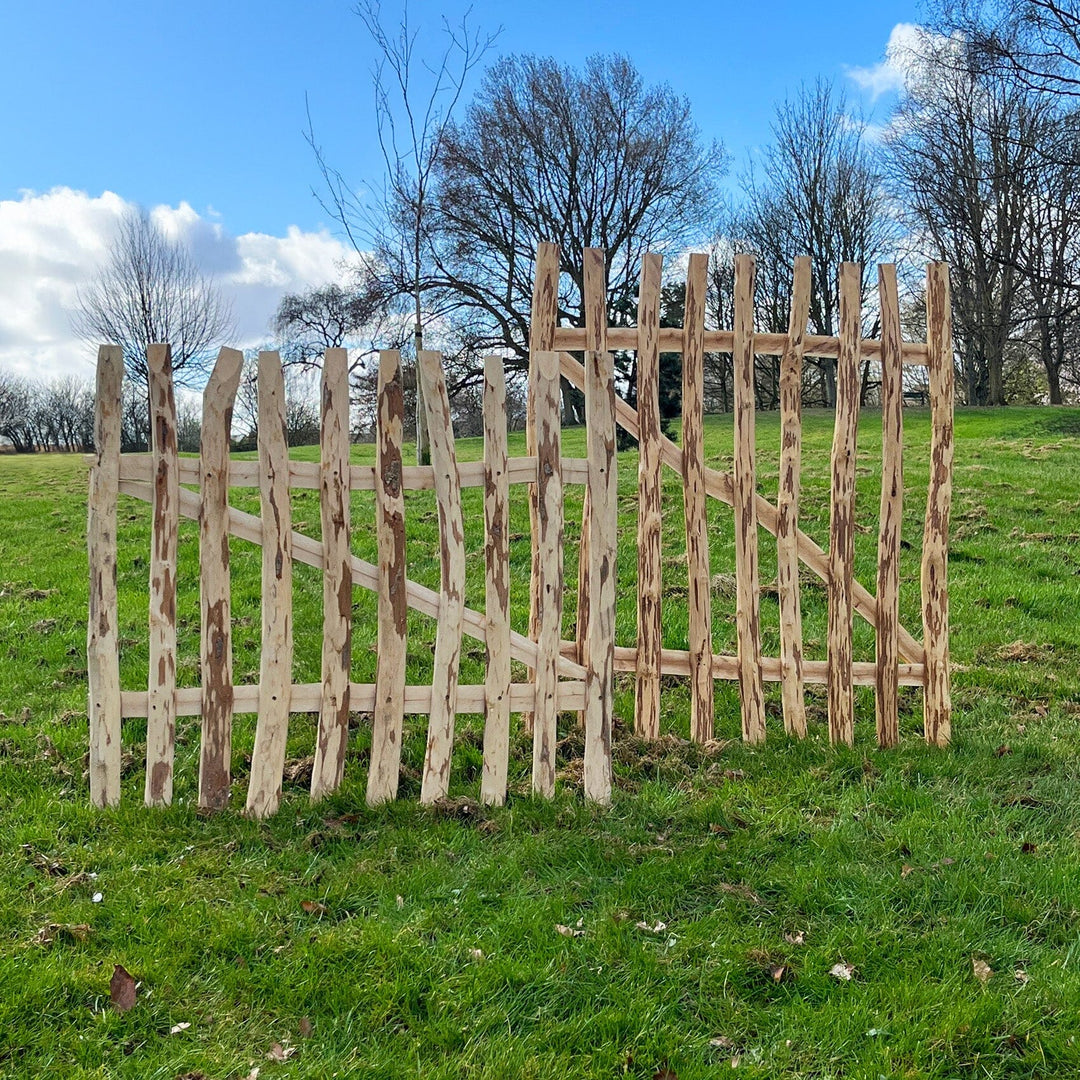 Hazel Wood Picket Gate Gardening Prestige Wicker 