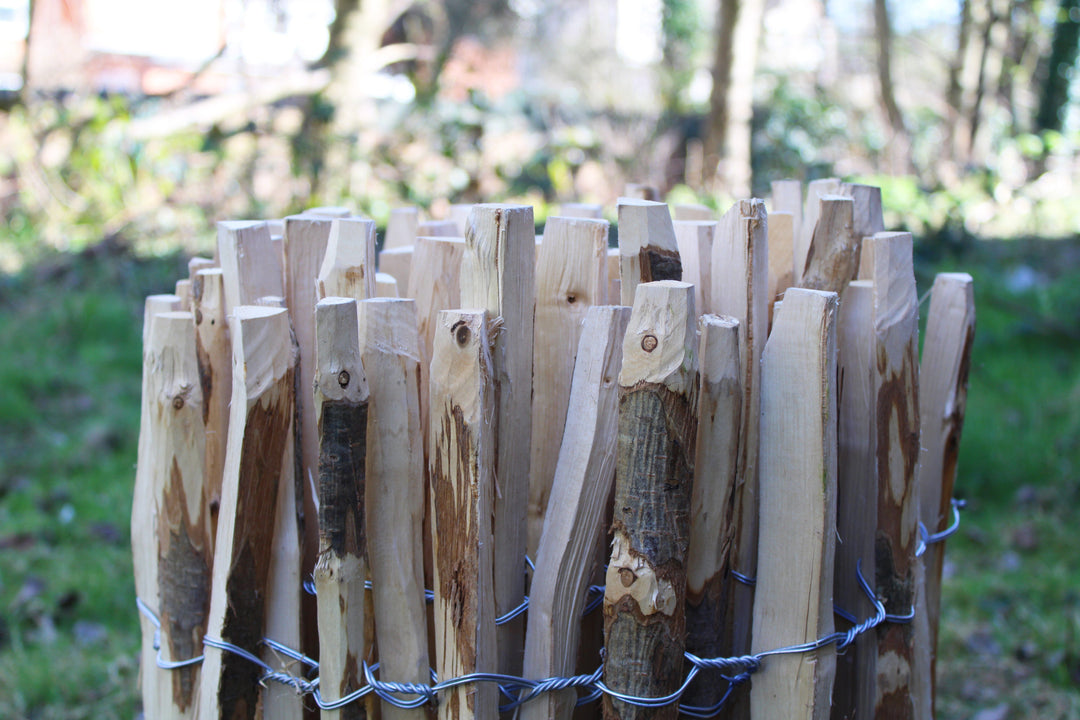 Picket Fence Chestnut 1-2inch Gaps HOME AND GARDEN Prestige Wicker 