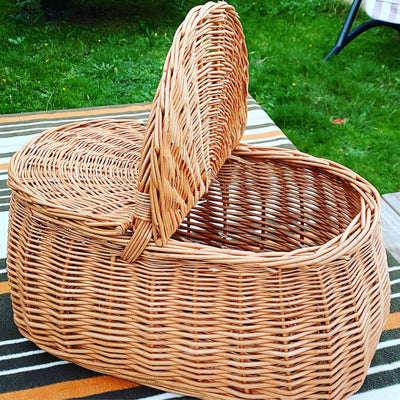 Oval Wicker Picnic Basket- Ollie Home & Garden Prestige Wicker 