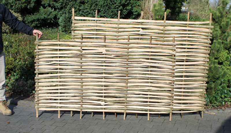 Split Hazel Wood Fence Panel Hurdle 120cm Height HOME AND GARDEN Prestige Wicker 