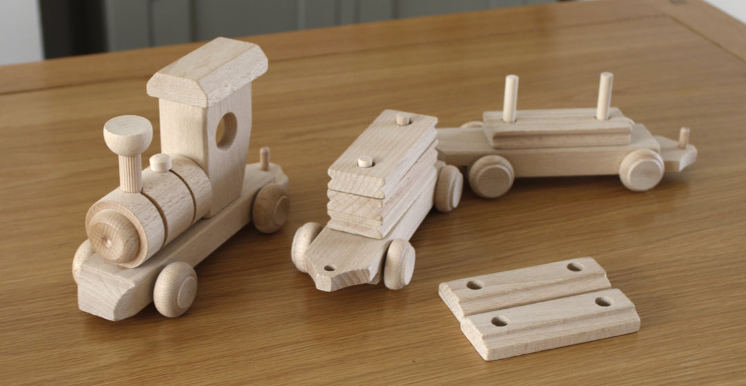 Wooden Train with Blocks HOME AND GARDEN Prestige Wicker 